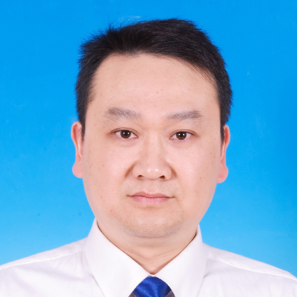 D01012 黃龍 職稱 副主任醫(yī)師_看圖王.jpg