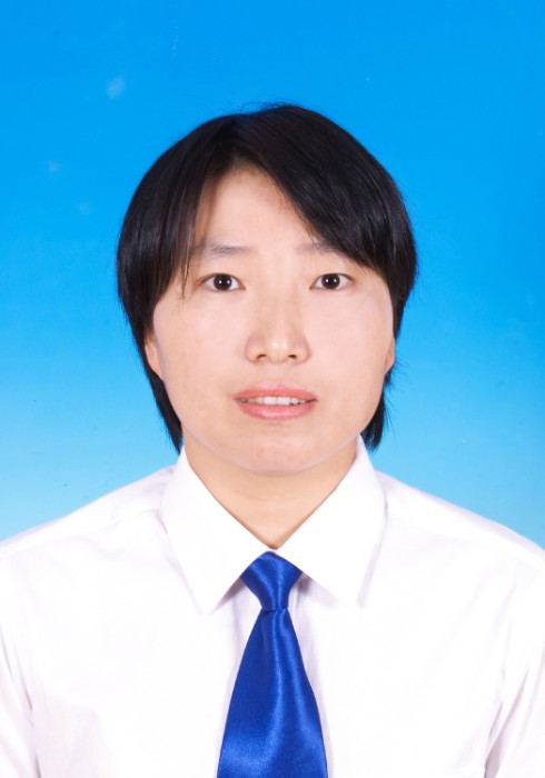 M05022 楊紅燕  職稱 主管中藥師 黨員.jpg